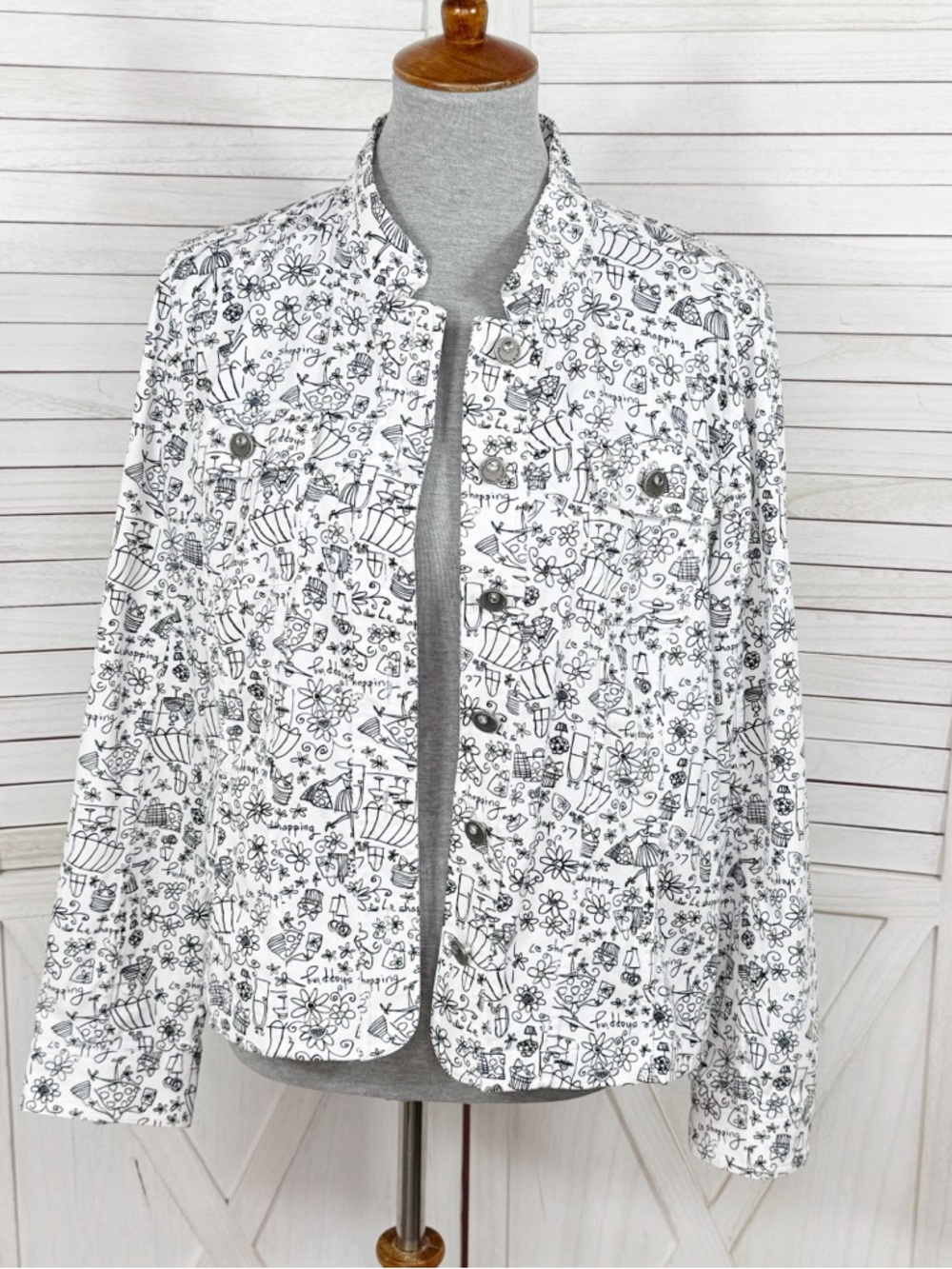 Christopher & Banks Jacket Women Large White Black‎ Doodle Art Button Up Trucker